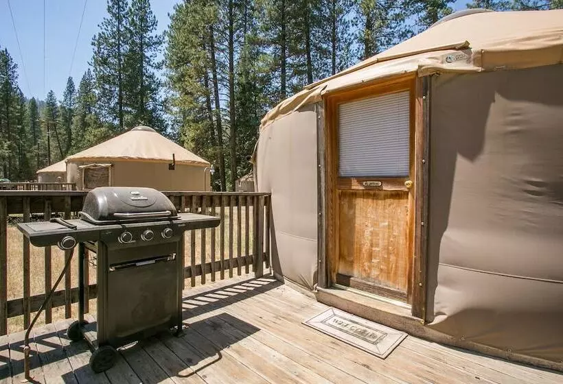 ホテル Yosemite Lakes Rv Resort