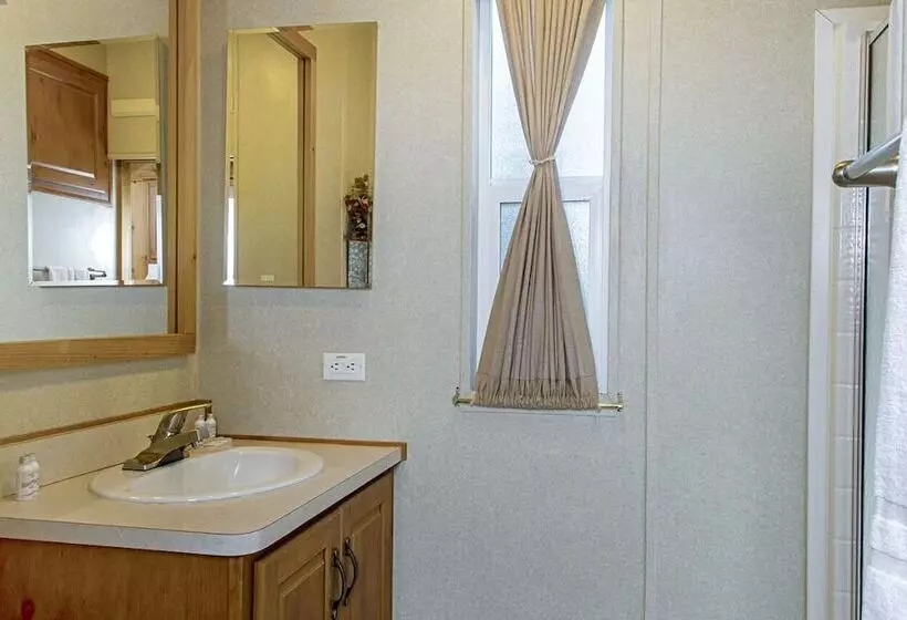 ホテル Yosemite Lakes Rv Resort