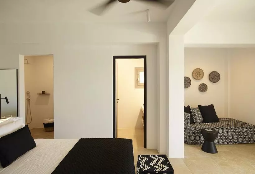 هتل Absolute Paradise Santorini  Adults Only