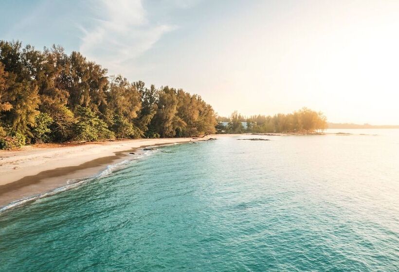 酒店 Avani+ Khao Lak Resort