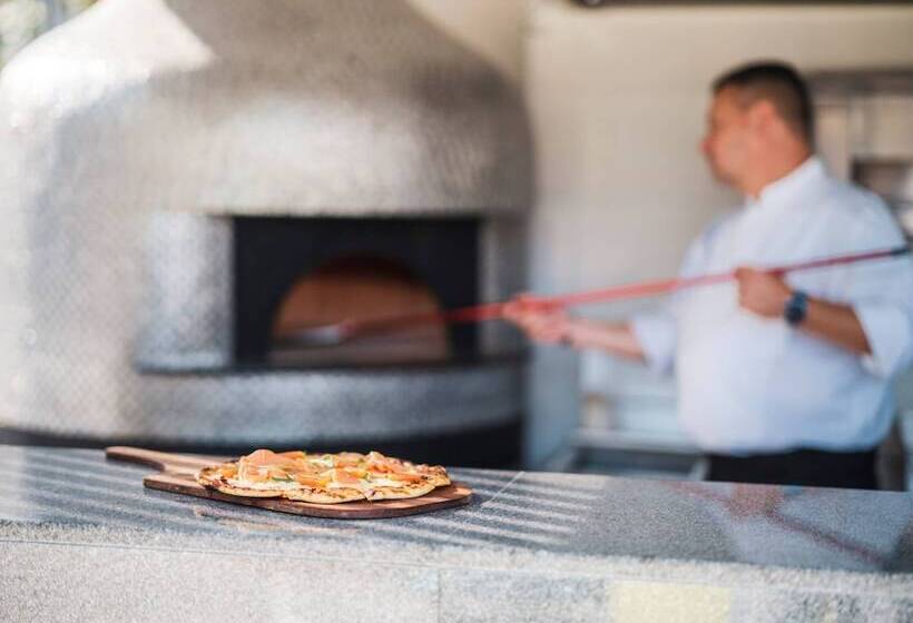 酒店 Avani+ Khao Lak Resort