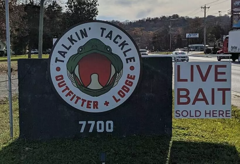 Hotelli Talkin Tackle Outfitter And Lodge