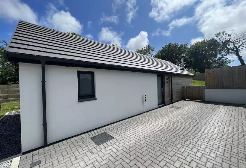 Oak Cottage
