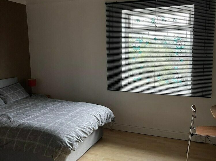 住所 Beautiful 5 Bed Farm Accommodation