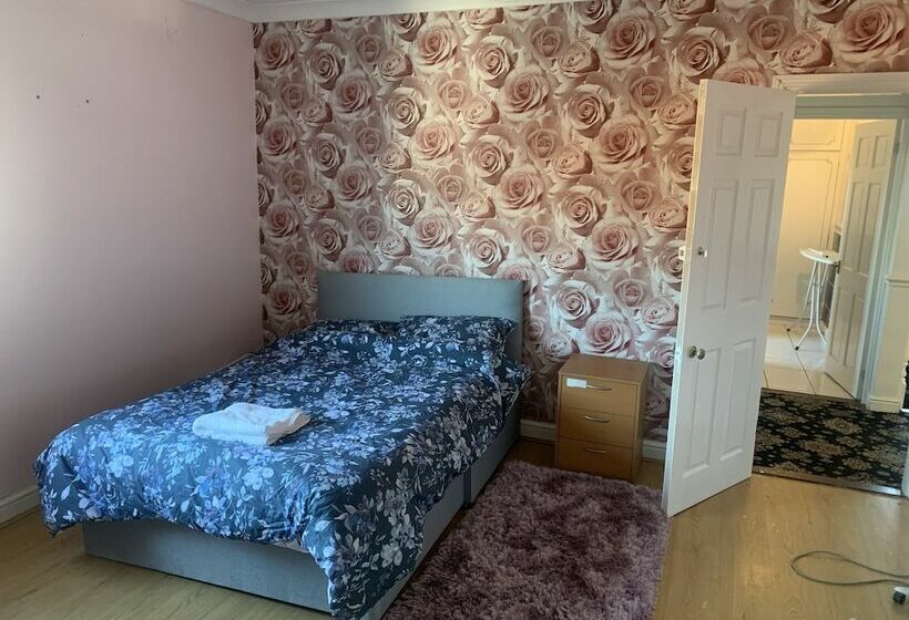 住所 Beautiful 5 Bed Farm Accommodation