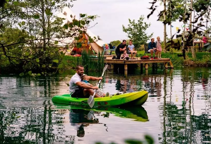 Hotelli Arcadia Safari Tent In Private 5 Acre Field