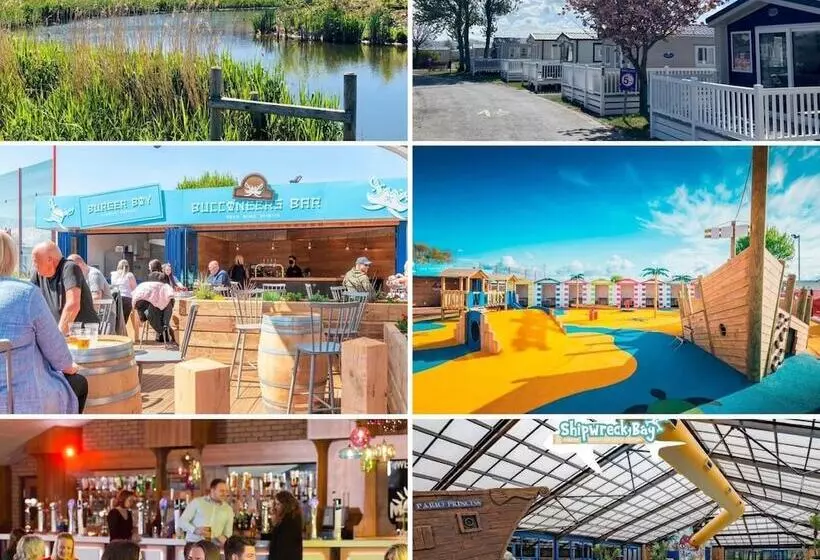 Hotelli Family Friendly 2 Bed Caravan In Rhyl, North Wales