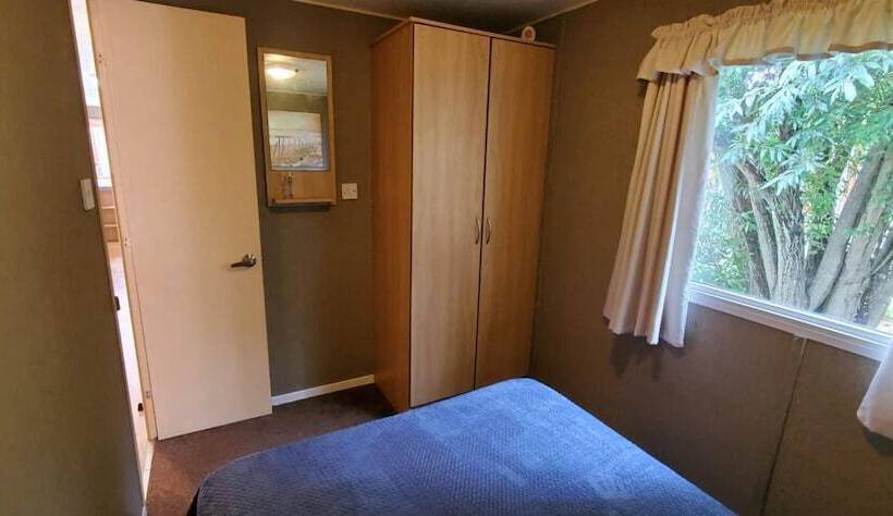 ホテル Family Friendly 2 Bed Caravan In Rhyl, North Wales