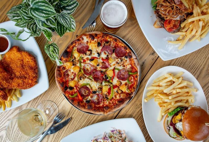 בית מלון כפרי Five Island