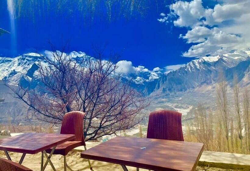 هتل Hunza Huts Duikar Altit