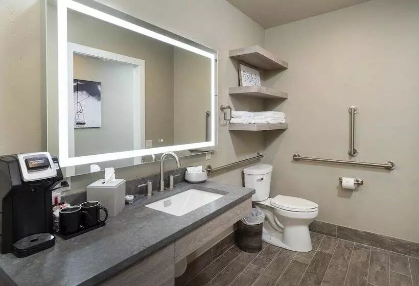 Hotelli Ski Inn Taphouse