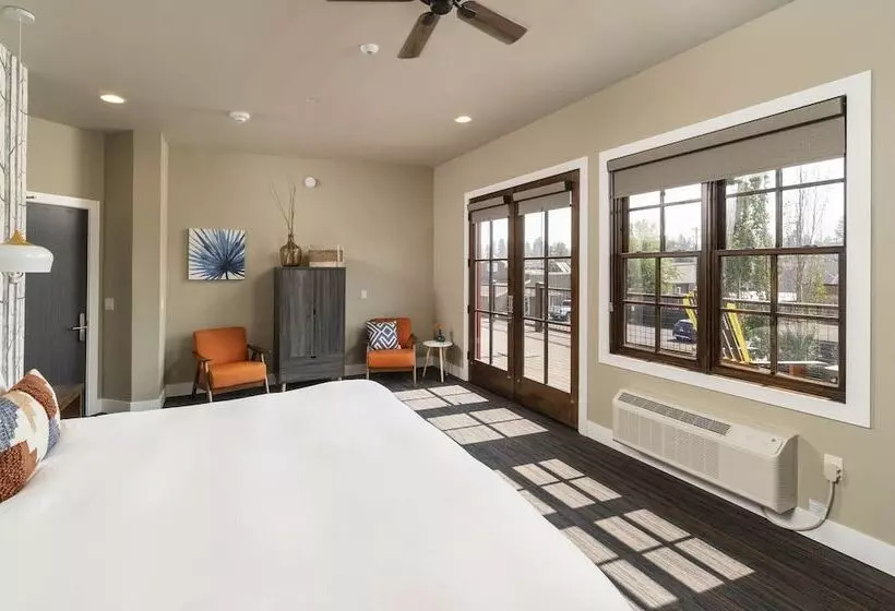 Hotelli Ski Inn Taphouse