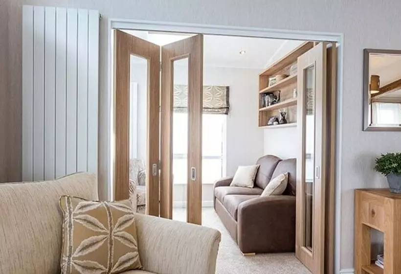 Rivendale 8 & Hot Tub 2 Bed