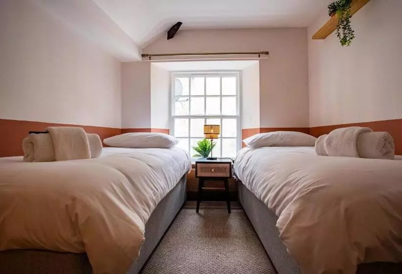 Aamiaismajoitus (B&B) The Bottles Lodge