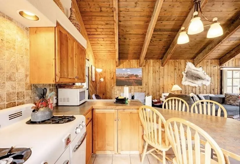 Brecken Haus