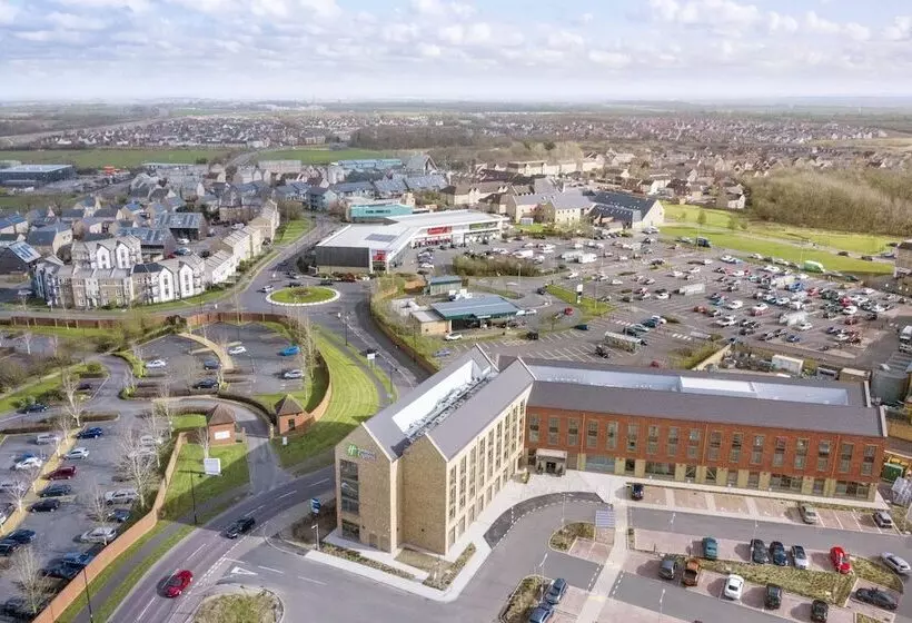 Hotelli Holiday Inn Express Cambridge West   Cambourne, An Ihg