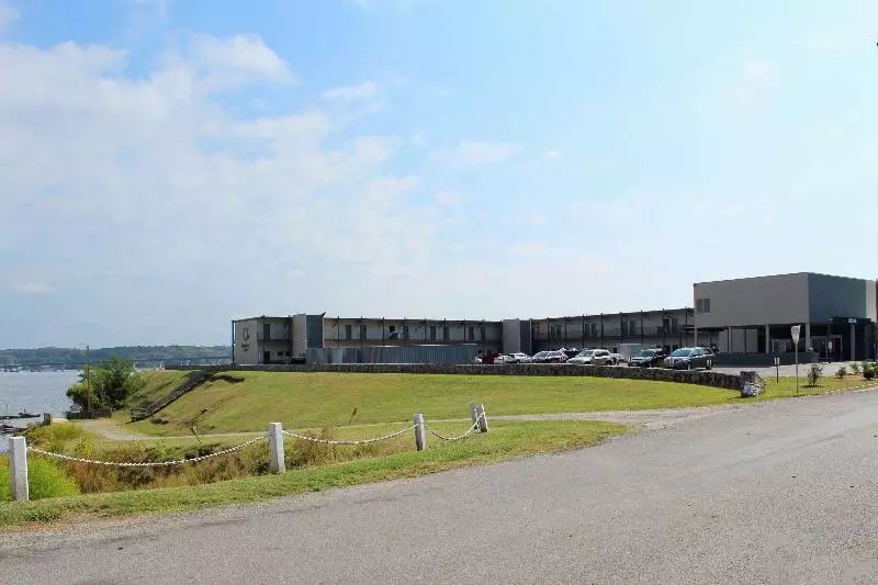 Hotelli Quality Inn  On The Lake Clarksvilleboydton