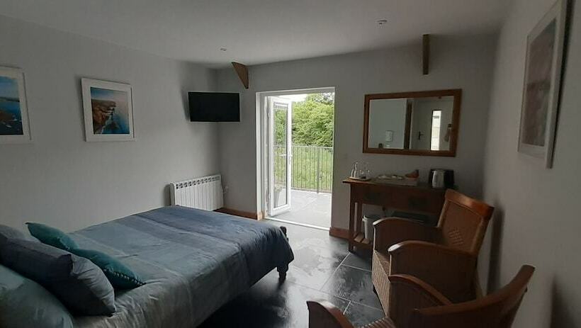 Пансион Trewethen Cottage Barn 2,an Idyllic Country Escape