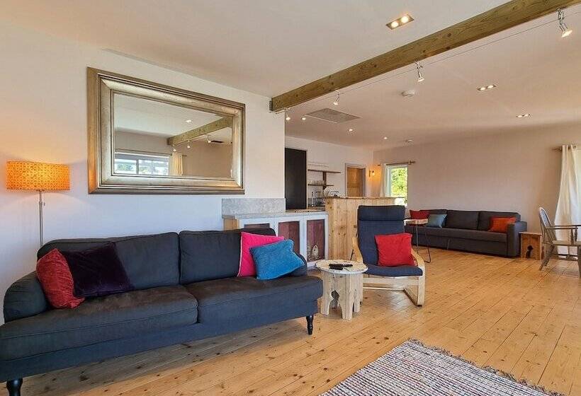 Cosy House In Eigionfa