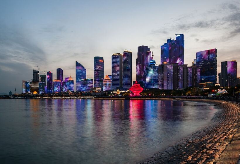 Hotel Holiday Inn Express Qingdao City Center, An Ihg