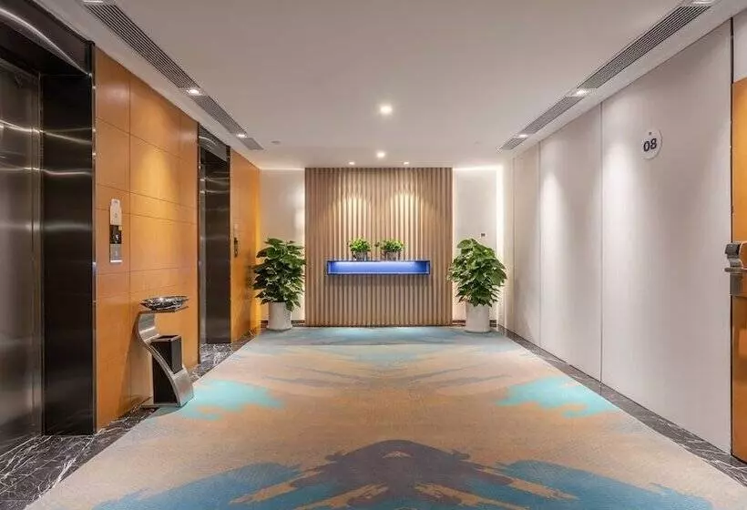 ホテル Holiday Inn Express Qingdao City Center, An Ihg