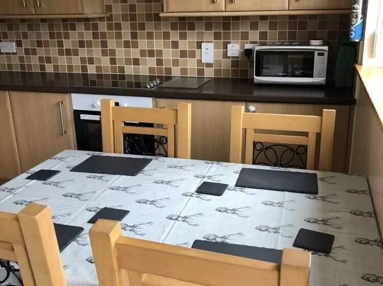 Inviting 2 Bed House In Isle Of Lewis