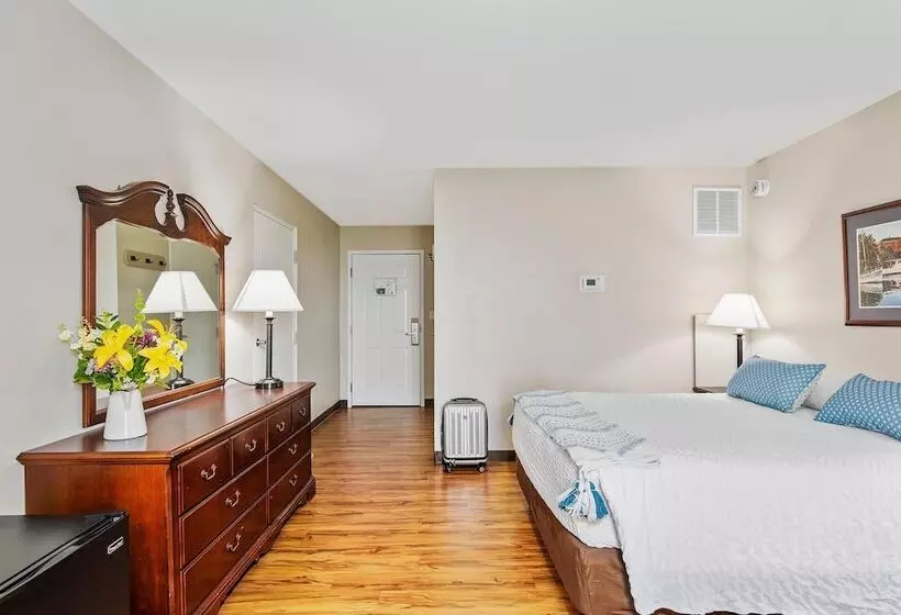 Majatalo Top Floor East Handicap Accessible