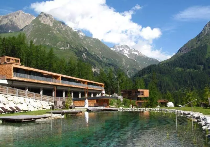 Gradonna Mountain Resort Châlets & Hotel