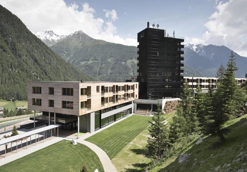 Gradonna Mountain Resort Châlets & Hotel