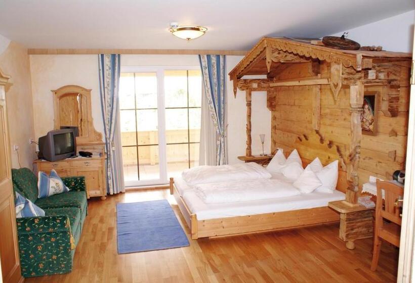 فندق Der Grubacher