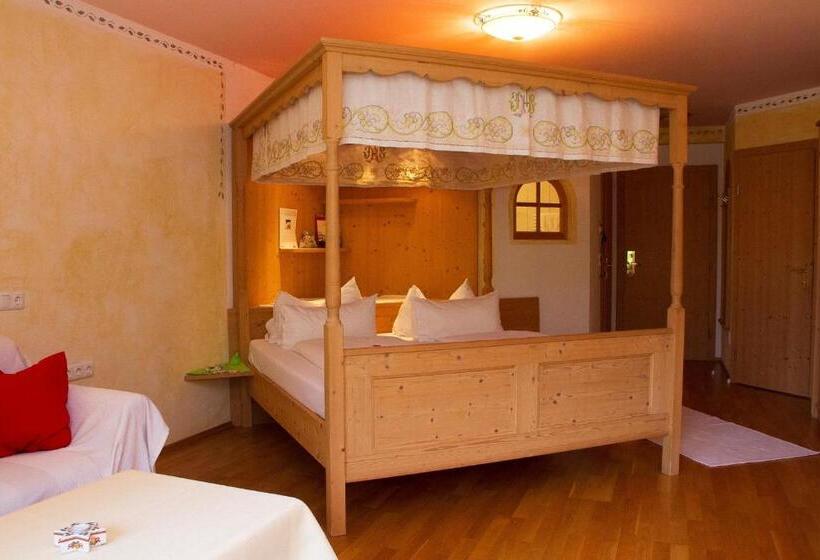 فندق Der Grubacher