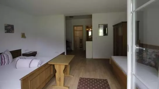 هتل Ferienwohnung Alpenhof