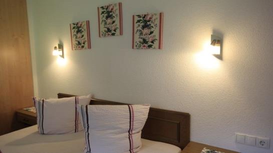 Hotelli Ferienwohnung Alpenhof