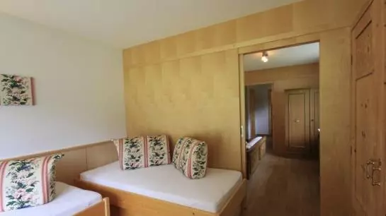 هتل Ferienwohnung Alpenhof