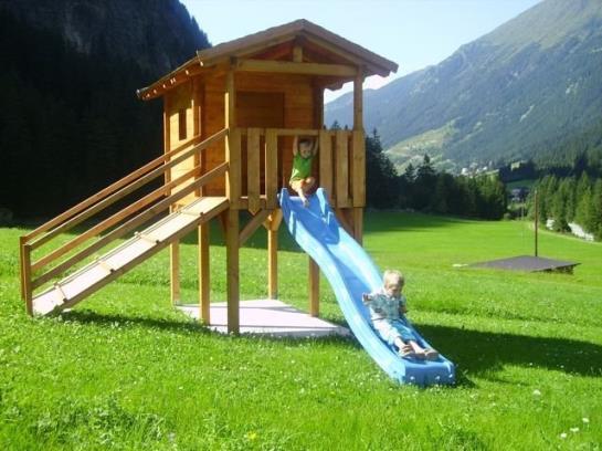 Otel Ferienwohnung Höllrigl