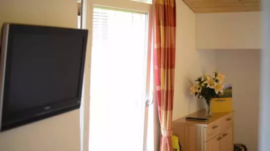 ペンション Gästehaus Pflauder