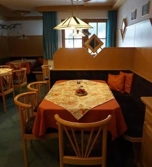 هتل Haus Alpengruss