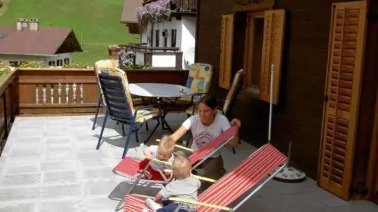 تختخواب و صبحانه Haus Hubertus