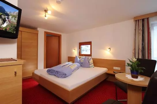 تختخواب و صبحانه Haus Hubertus