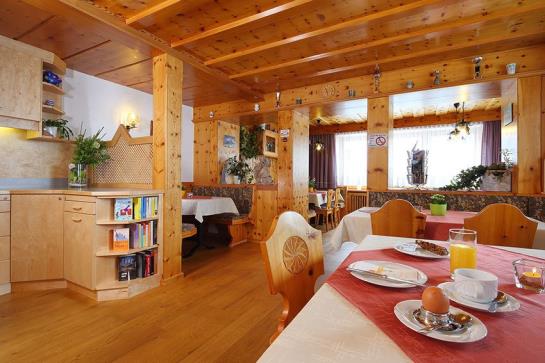 ベッドアンドブレックファースト Haus Hubertus