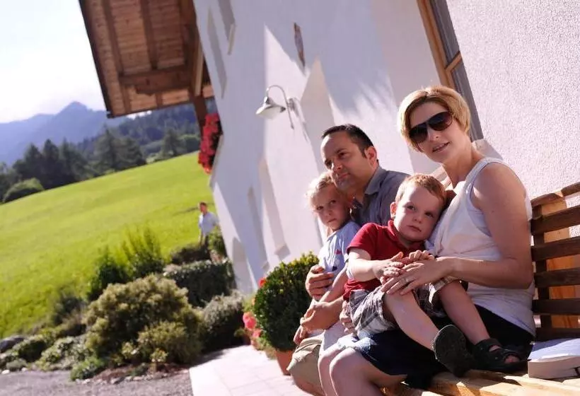 Отель Hoarachhof