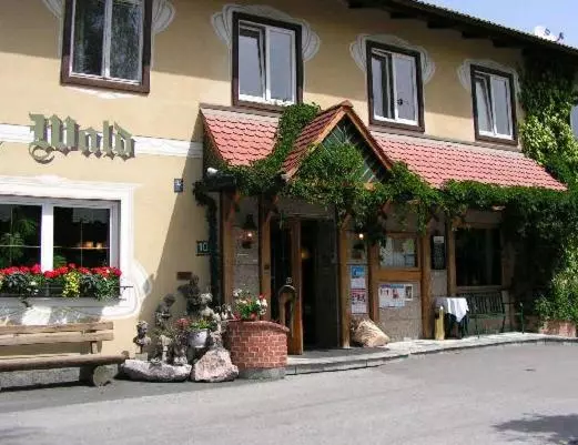 فندق Restaurant Häuserl Im Wald Graz