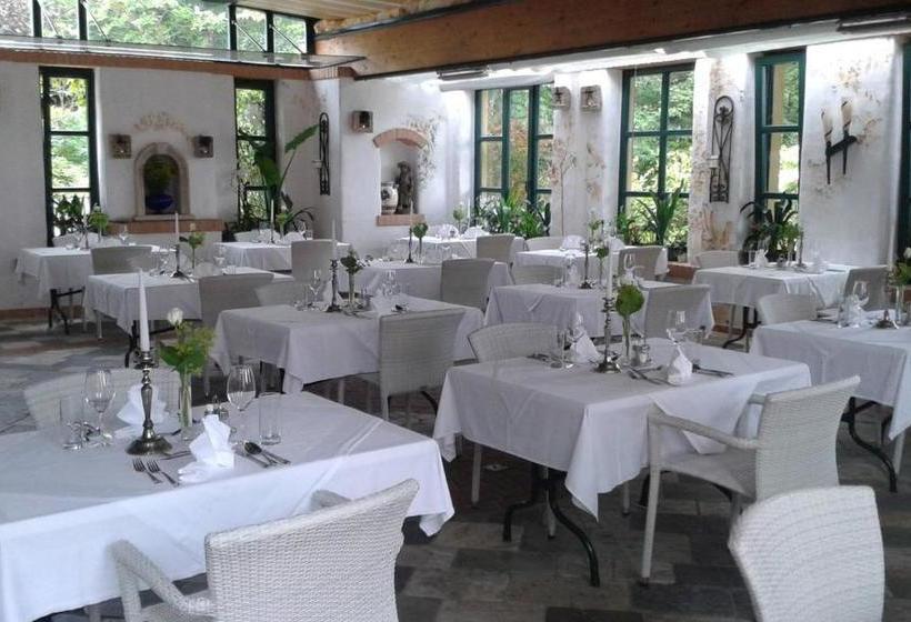 בית מלון כפרי Restaurant   Häuserl Im Wald Graz