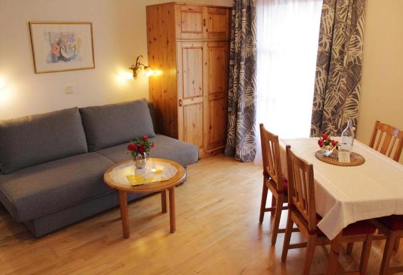 호텔 Landhof Kreuzsalgut