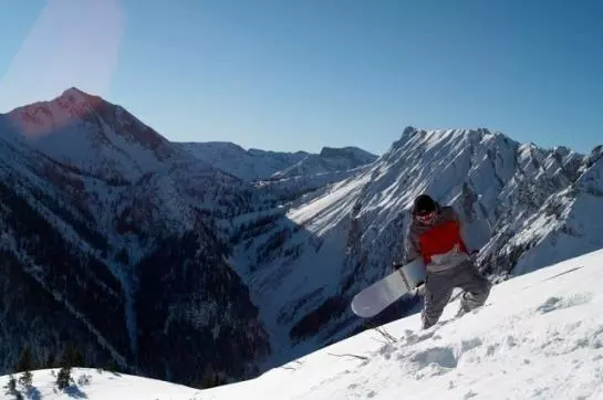 هتل Montana