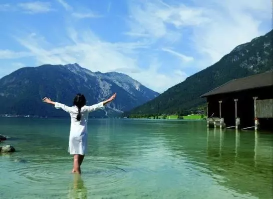 هتل Montana