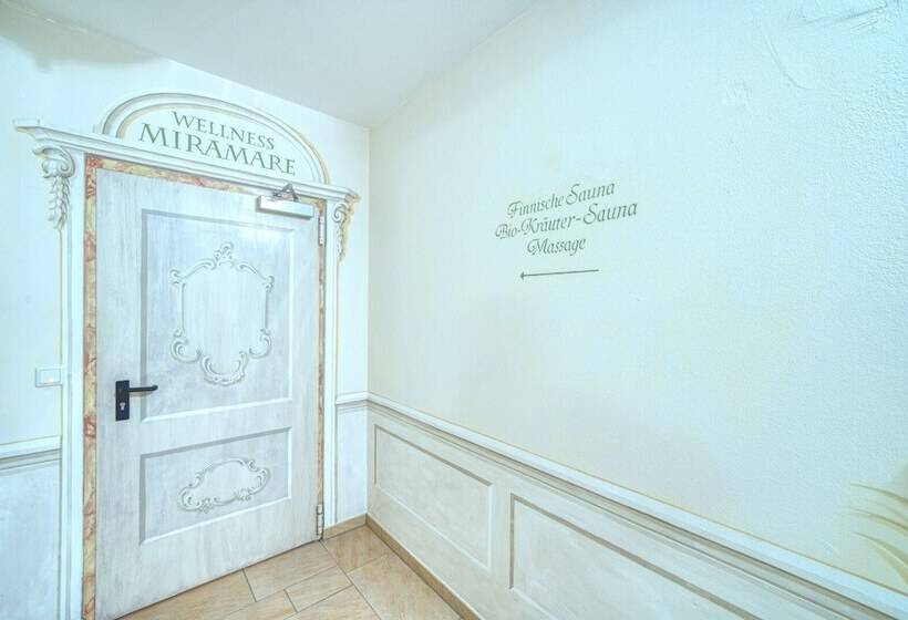 호텔 Romantikschlössl Loipersdorf Adults Only