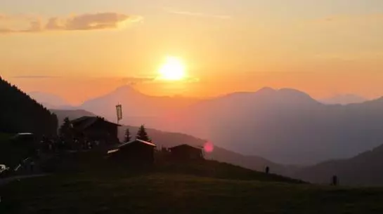 ホテル Schweizerhof