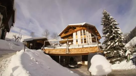 ホテル Schweizerhof