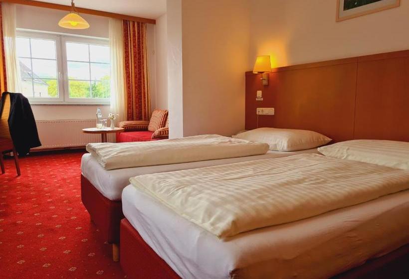 בית מלון כפרי Wirt Im Feld